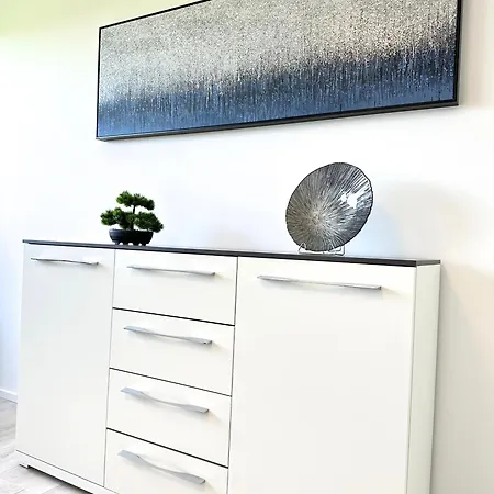 Black White Appartement Raubling