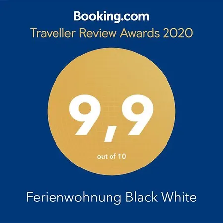 Black White Lägenhet Raubling