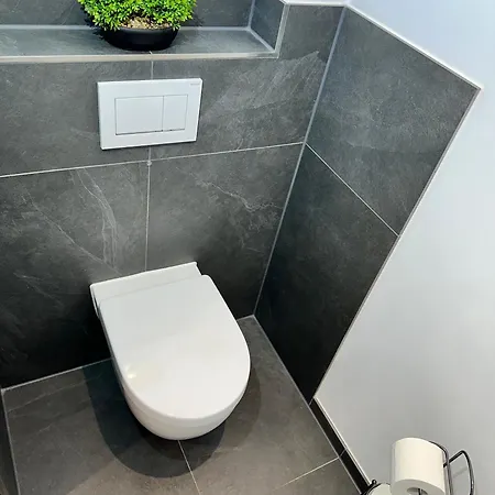 Black White * Raubling