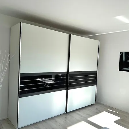 Black White Lägenhet *