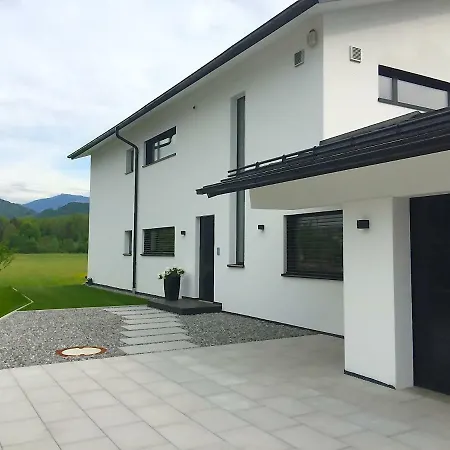 Apartamento Black White Raubling